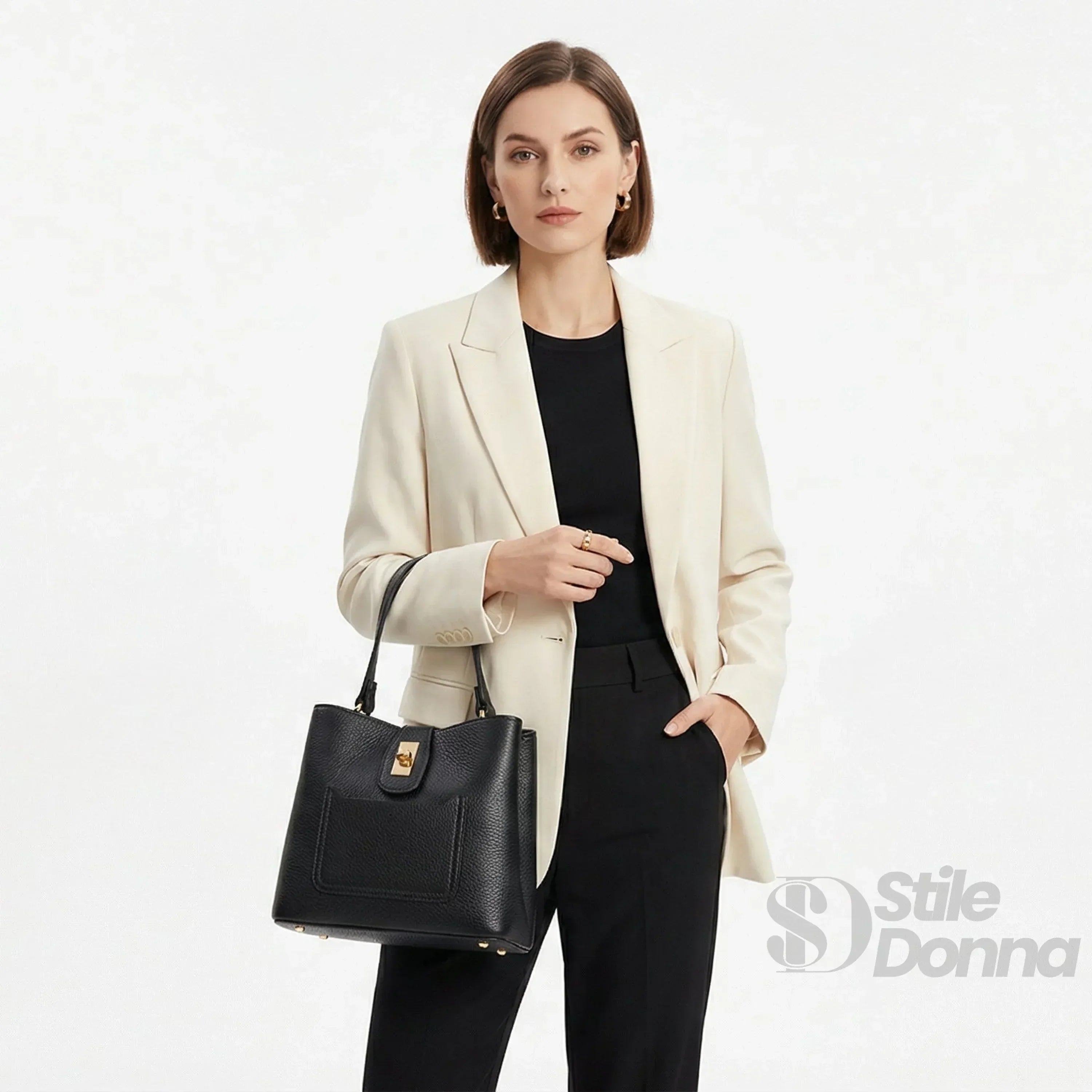 Borsa A Mano In Vera Pelle Italiana Con Dettagli Dorati Interna Ed Esterna In Pelle Di Alta Qualità