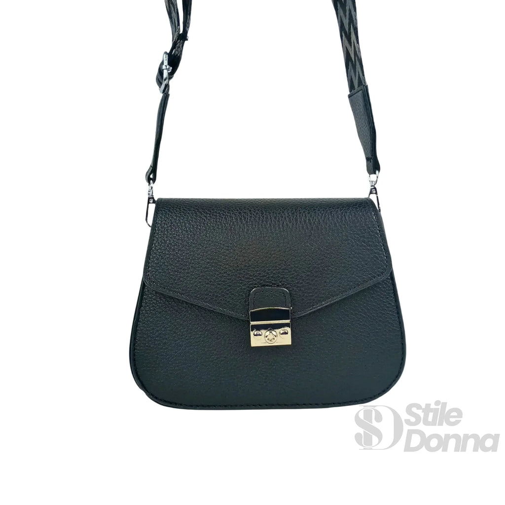 Borsa A Patta In Ecopelle Nera Con Chiusura Argento