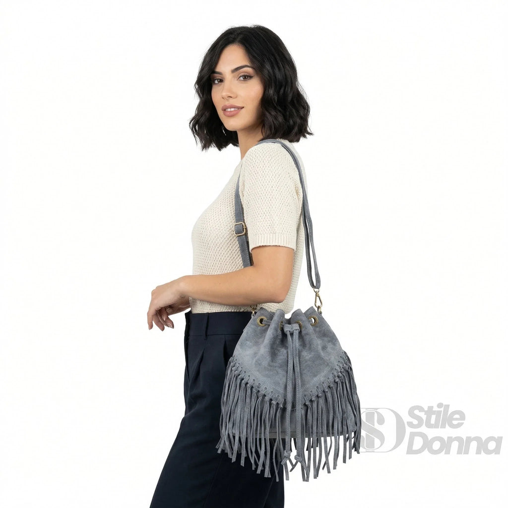 Borsa a Secchiello in Camoscio con Frange Tracolla Regolabile Leggera e Versatile per Uso Quotidiano