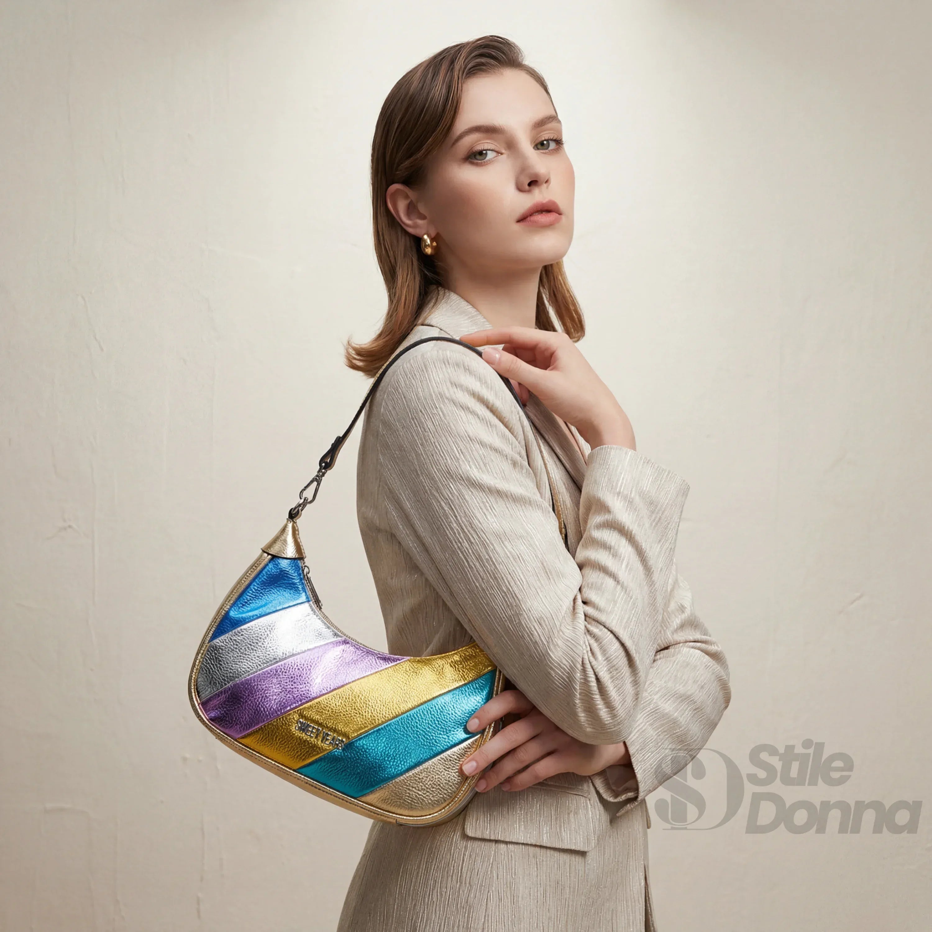 Rainbow Metallic Borsa A Tracolla Rigata Ecopelle Compatta Con Chiusura A Cerniera