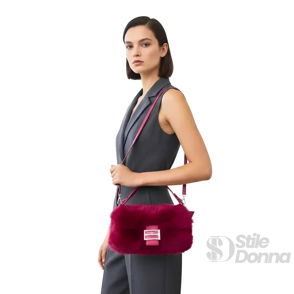 Borsa In Pelliccia Sintetica Fucsia Con Manico E Chiusura Magnetica Morbida Ed Elegante