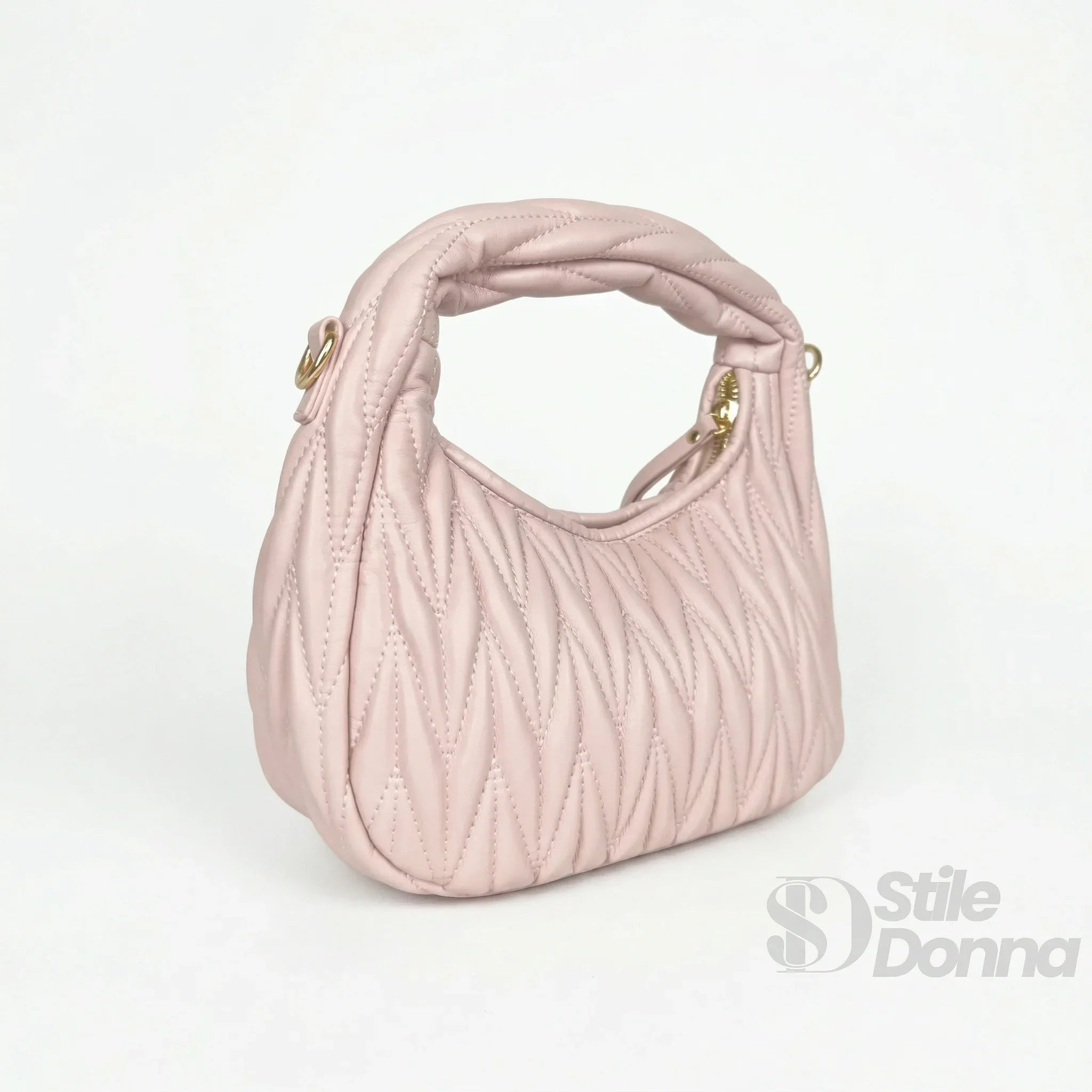 Miu Miu Borsa Trapuntata Rosa Cipria Con Tracolla Regolabile In Ecopelle Dettagli Metallo Oro