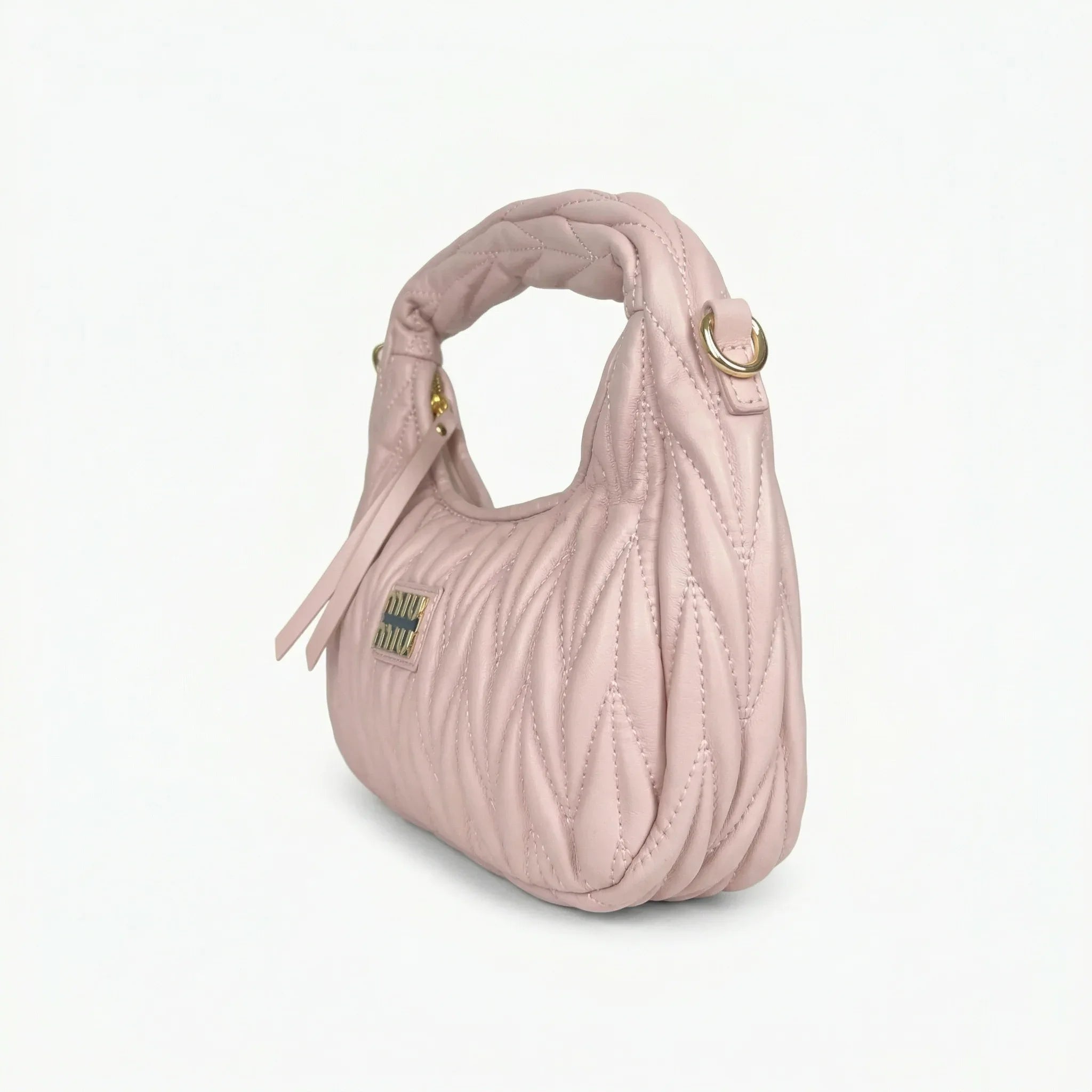 Miu Miu Borsa Trapuntata Rosa Cipria Con Tracolla Regolabile In Ecopelle Dettagli Metallo Oro