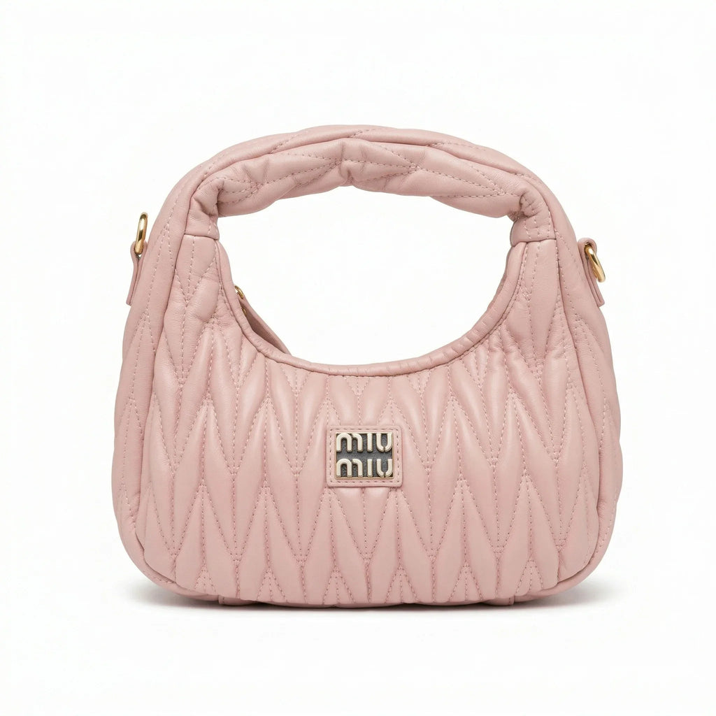 Miu Miu Borsa Trapuntata Rosa Cipria Con Tracolla Regolabile In Ecopelle Dettagli Metallo Oro