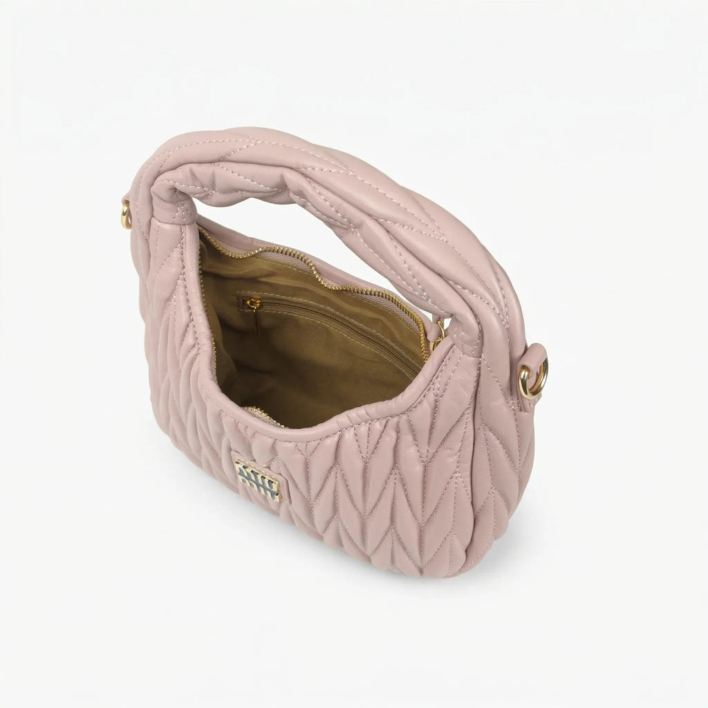 Miu Miu Borsa Trapuntata Rosa Cipria Con Tracolla Regolabile In Ecopelle Dettagli Metallo Oro