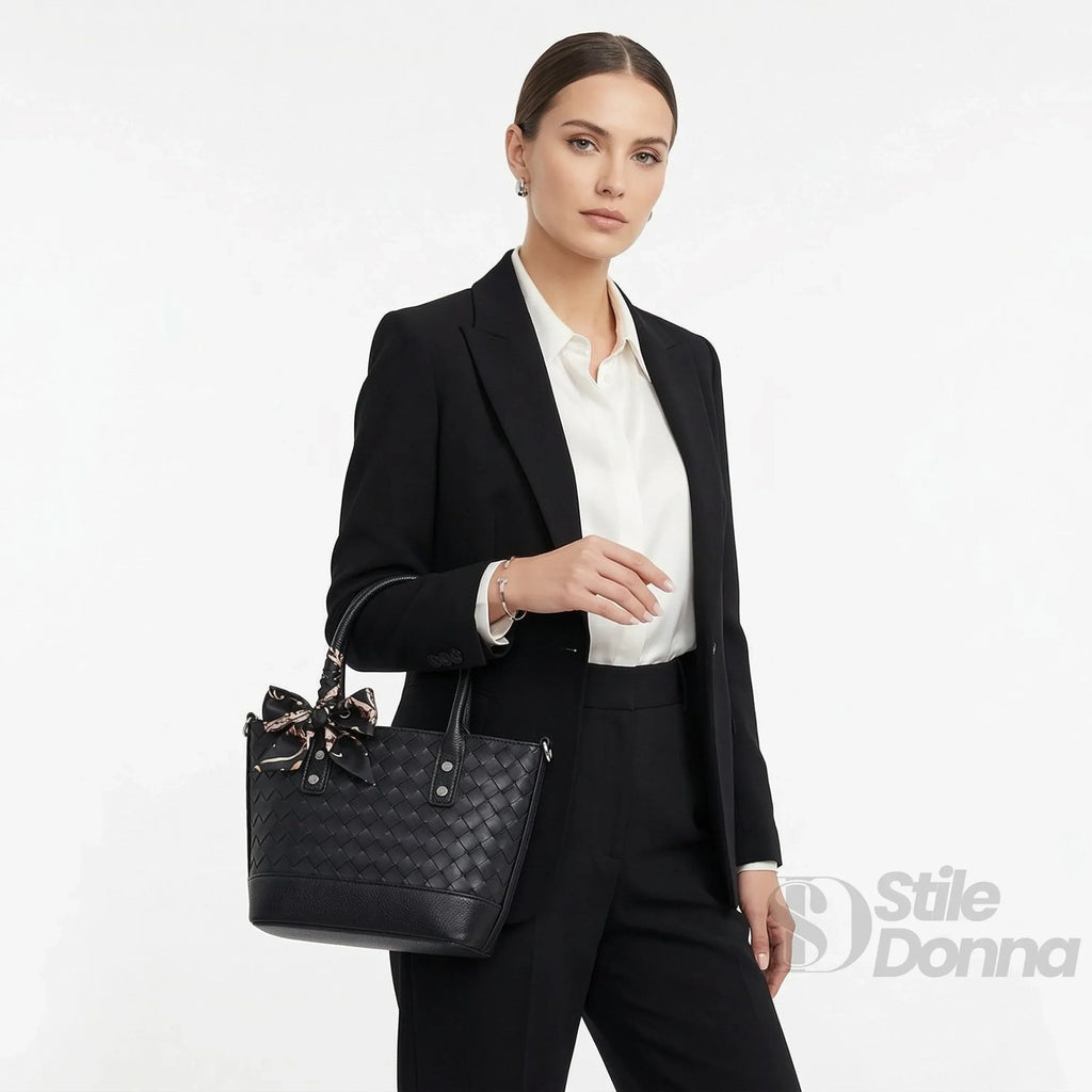 Borsa Shopper In Ecopelle Nera Intrecciata Con Sciarpa Interno Foderato Con Tasche