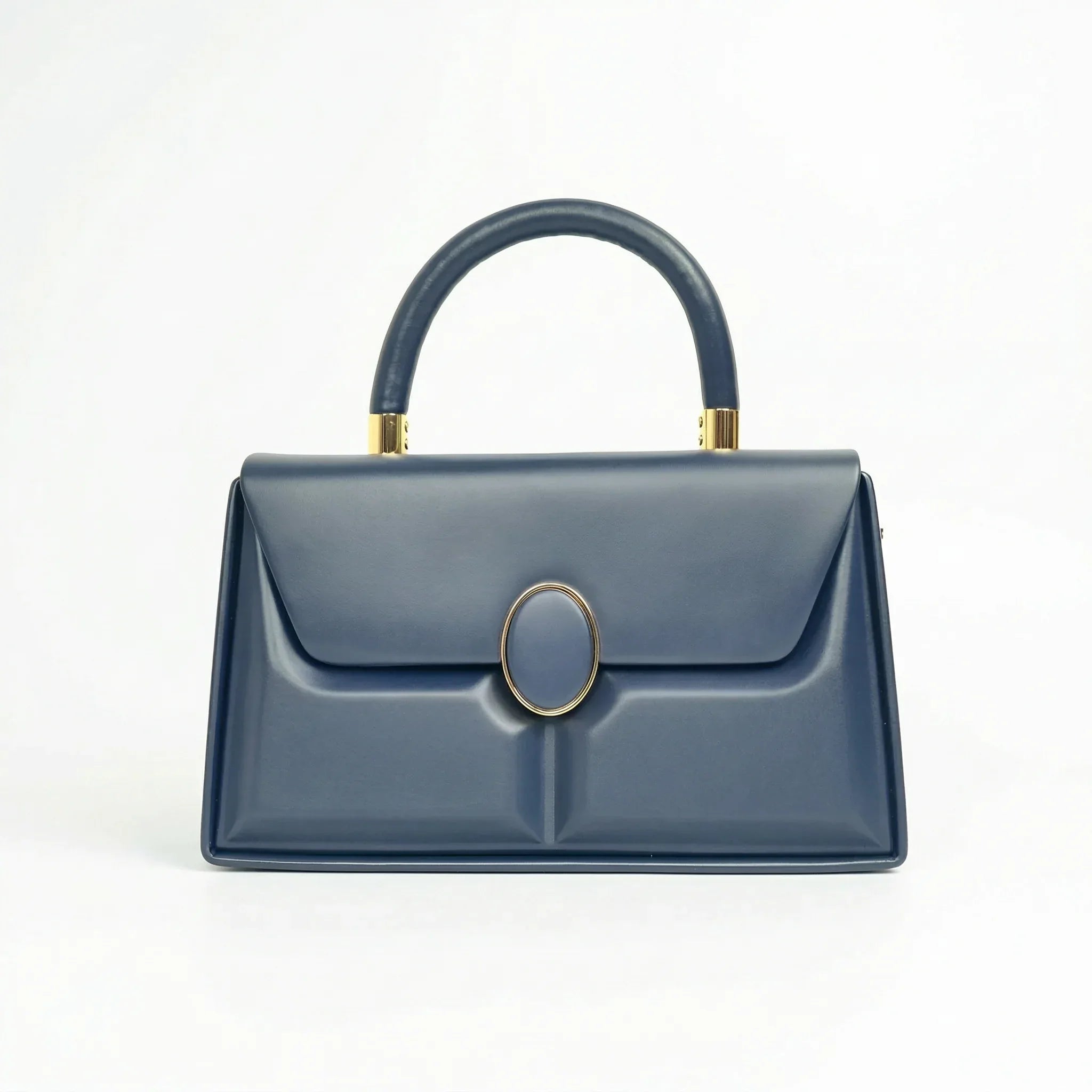 Borsa Strutturata Classica Con Hardware Oro In Ecopelle Di Qualità Con Chiusura Magnetica