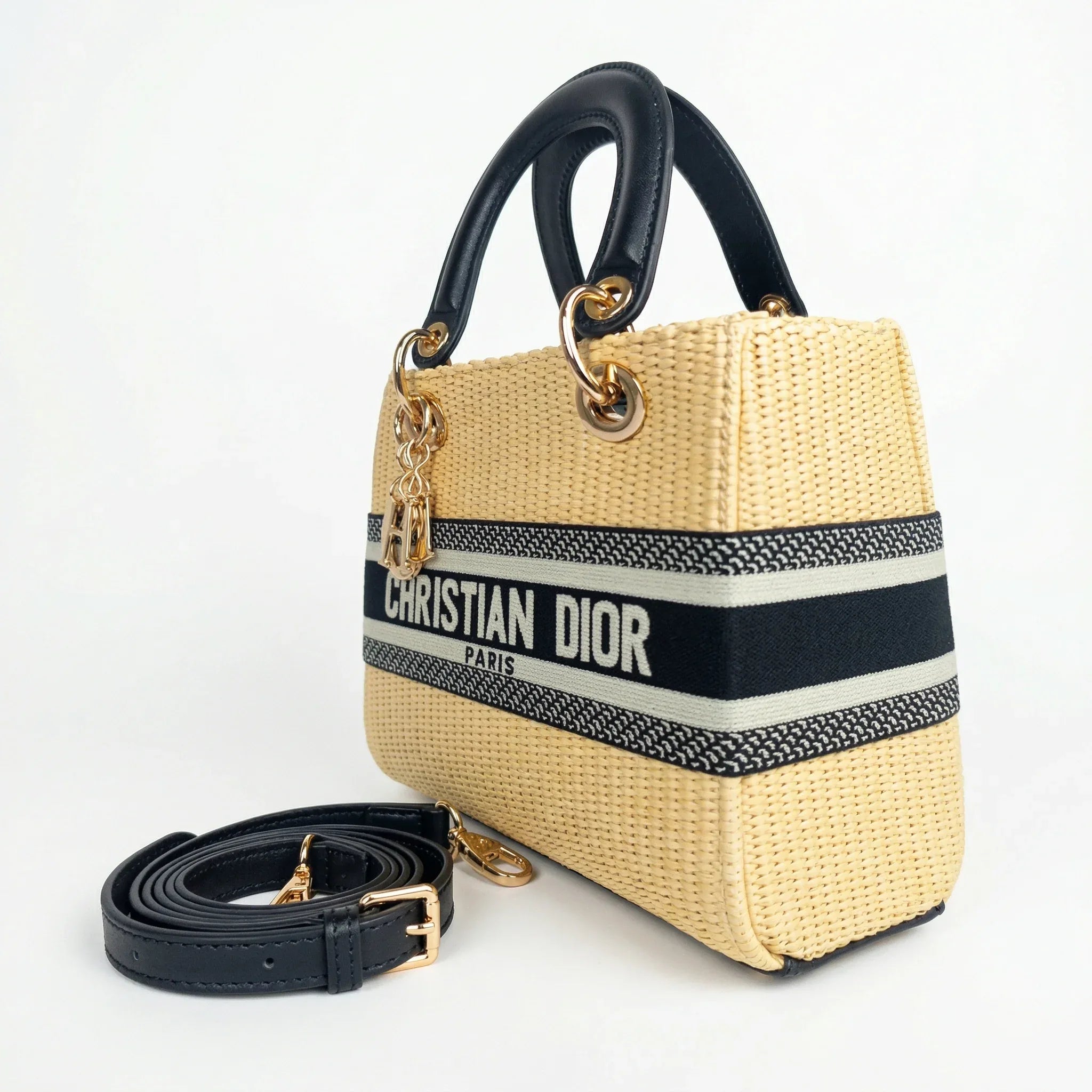 Christian Dior Borsa Tote in Paglia Intrecciata con Manico Superiore Dettagli in Metallo Dorato