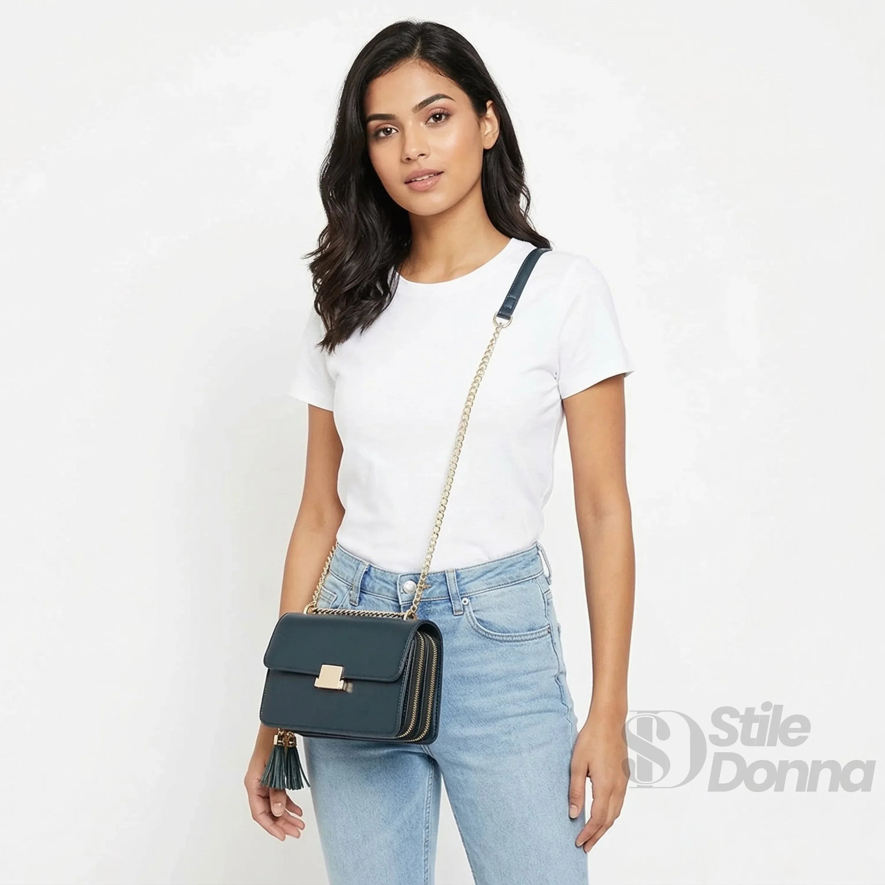 Vallo Borsa A Tracolla In Ecopelle Con Finiture Dorate E Interno In Microfibra Antistrappo