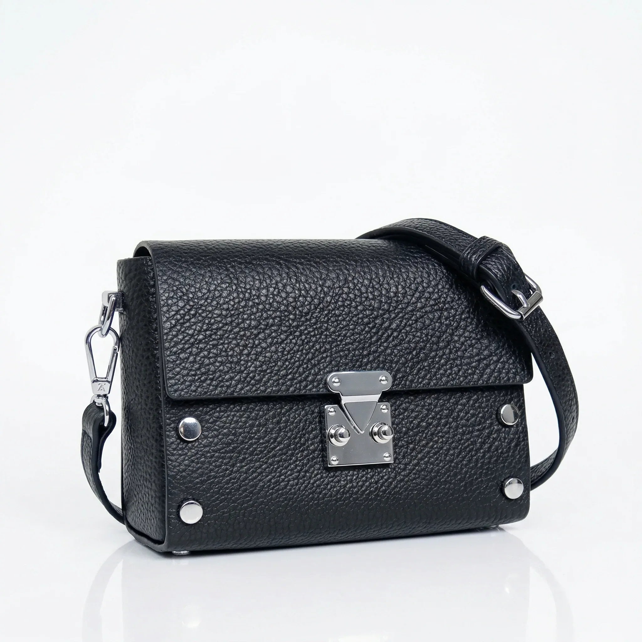 Pochette a Tracolla in Ecopelle Argento con Finiture