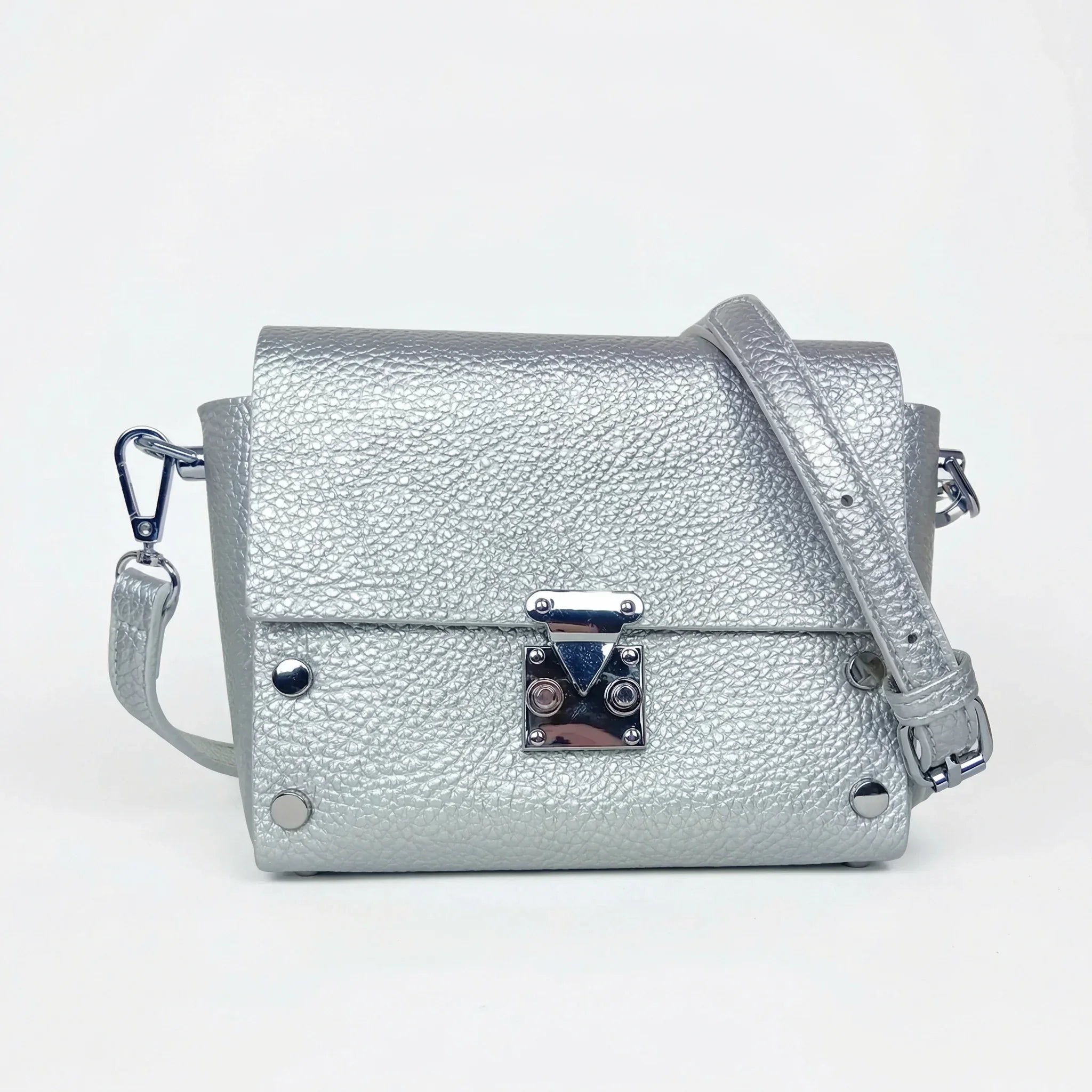 Pochette a Tracolla in Ecopelle Argento con Finiture