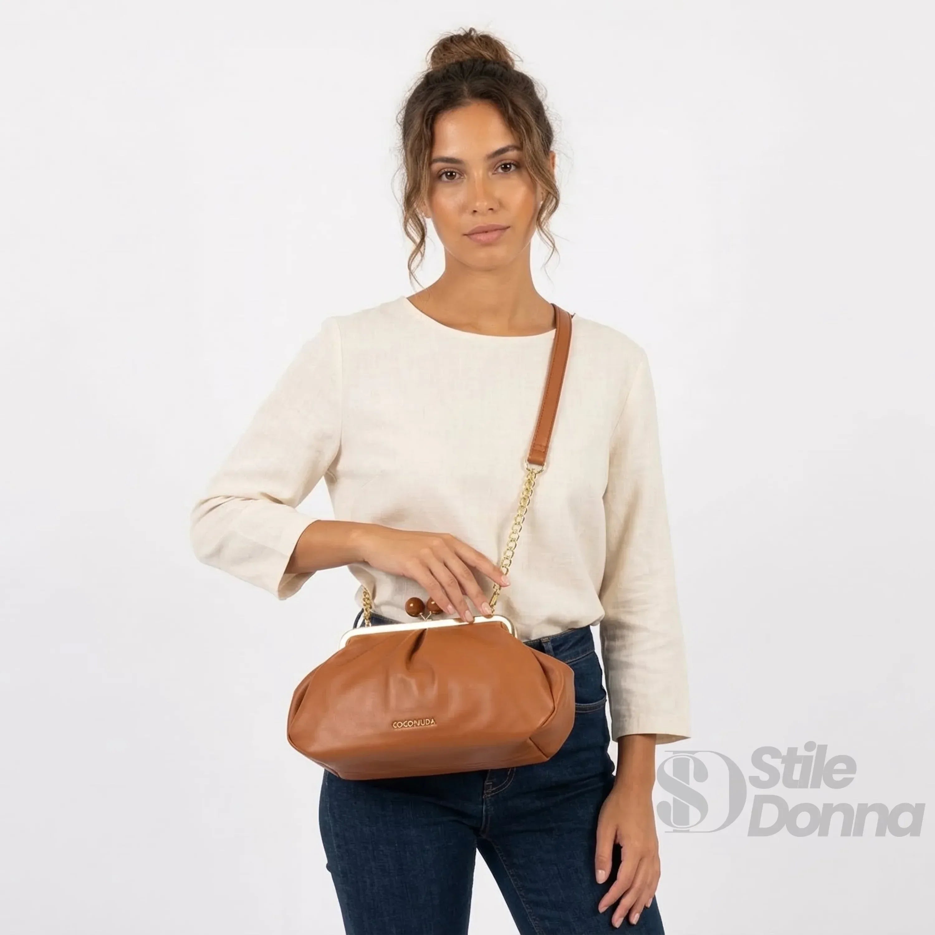 Coconuda Pochette In Ecopelle Marrone Con Chiusura A Scatto E Tracolla Regolabile