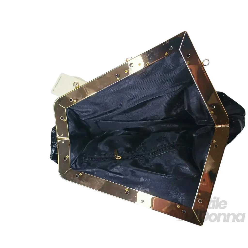 MS Pochette Nera Verniciata Con Interno In Tessuto Accessori Dorati Chiusura A Pressione MS-1831