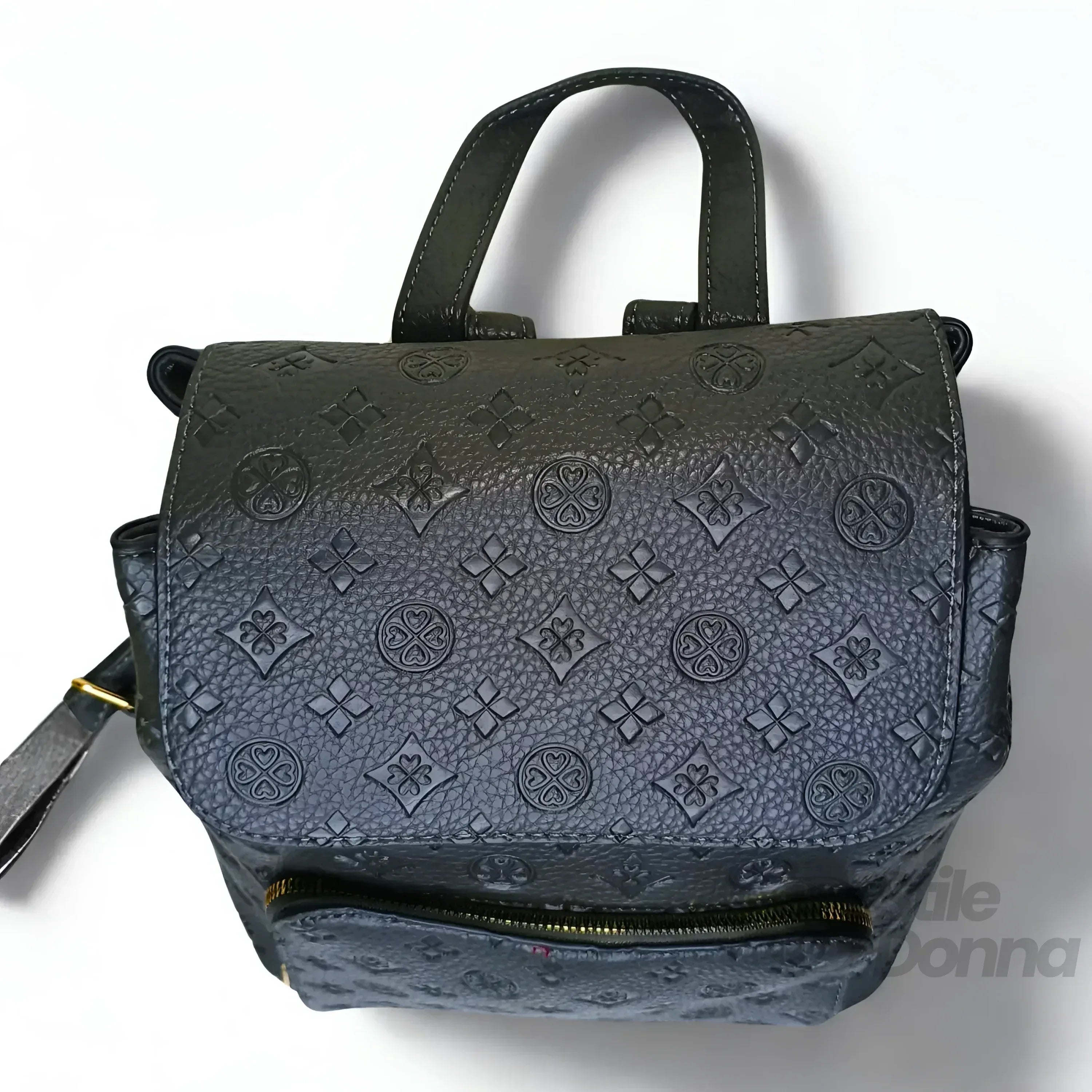 Zaino Da Donna In Pelle Grigia Pratico E Raffinato Con Spallacci Imbottiti Per Uso Urbano E Professionale